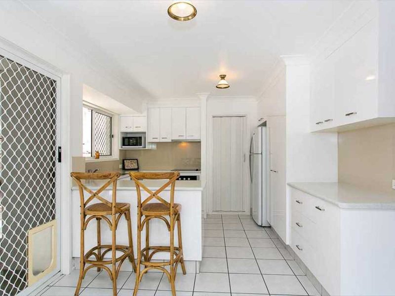 Photo - 21 Kambalda Ct , Worongary QLD 4213 - Image 10