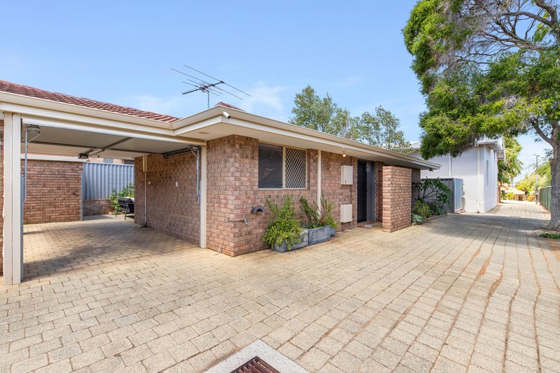 Photo - 2/1 Kanimbla Street, Bicton WA 6157 - Image 2