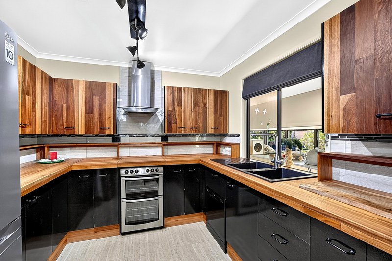 Photo - 21 Katrina Crescent, South Kolan QLD 4670 - Image 10