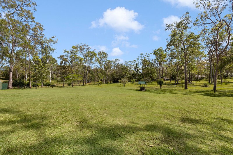 Photo - 21 Kauri Court, Woodford QLD 4514 - Image 17