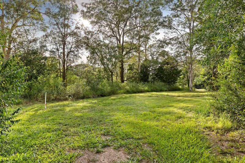 Photo - 21 Kelso Court, Clear Mountain QLD 4500 - Image 3