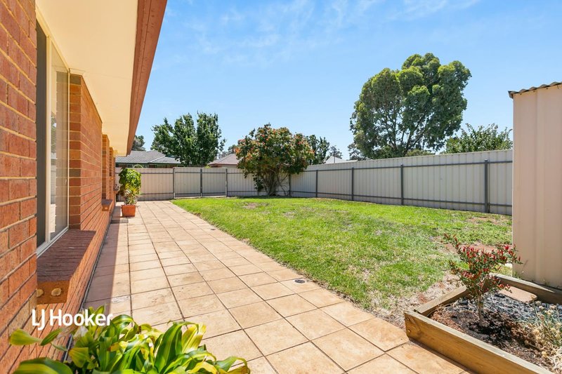 Photo - 21 Kentia Drive, Para Hills West SA 5096 - Image 17