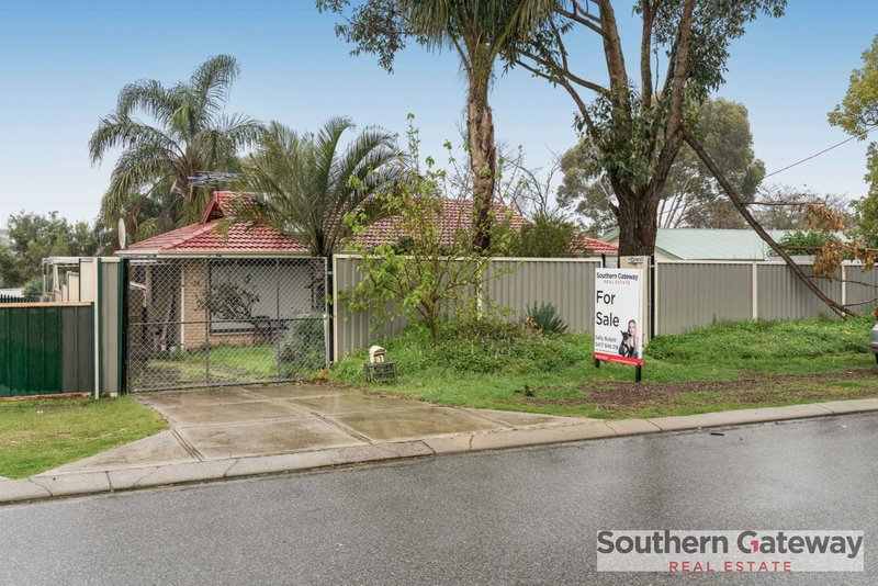 21 Kenton Way, Calista WA 6167