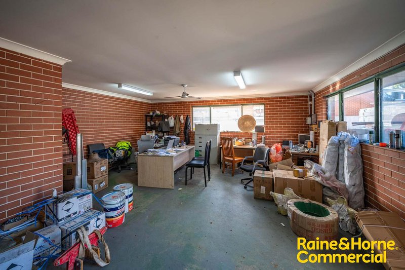 Photo - 2/1 Kibble Place, Narellan NSW 2567 - Image 11