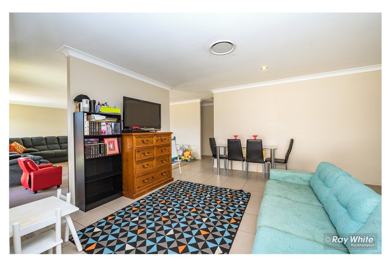 Photo - 21 Kildare Crescent, Parkhurst QLD 4702 - Image 6