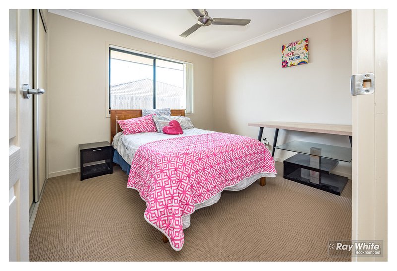 Photo - 21 Kildare Crescent, Parkhurst QLD 4702 - Image 7