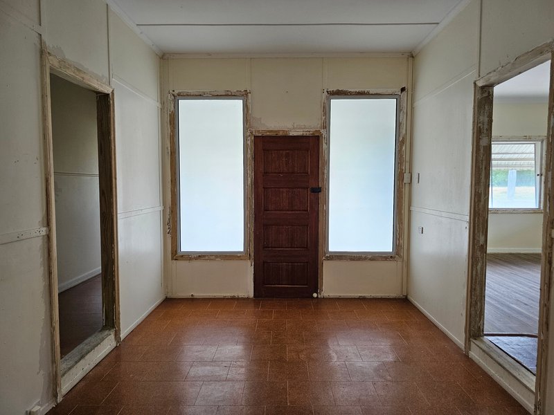 Photo - 21 Kilrie Road, Ayr QLD 4807 - Image 4