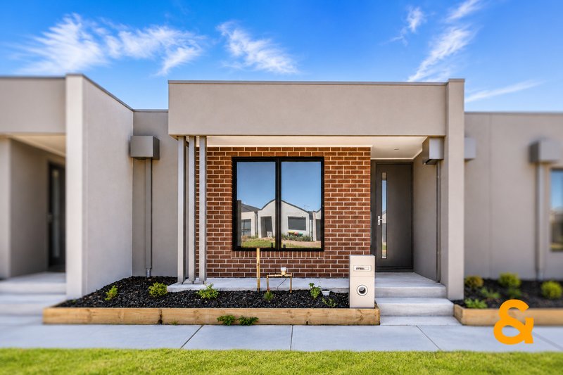 Photo - 21 Kingdom Boulevard, Weir Views VIC 3338 - Image