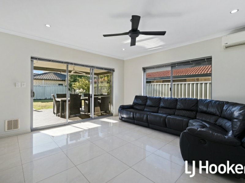 Photo - 21 Kingsway Gardens, Canning Vale WA 6155 - Image 6