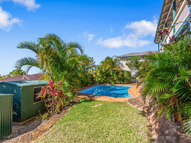 Photo - 21 Kintyre Crescent, Banora Point NSW 2486 - Image 14