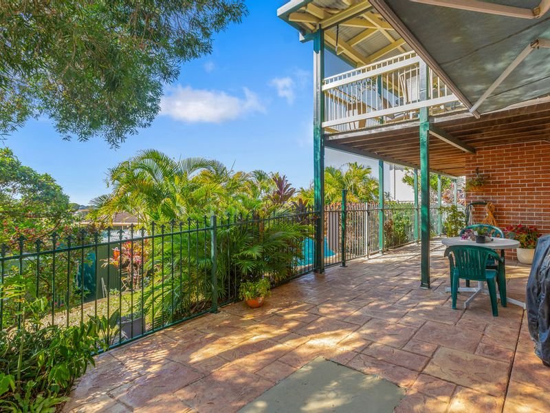 Photo - 21 Kintyre Crescent, Banora Point NSW 2486 - Image 15