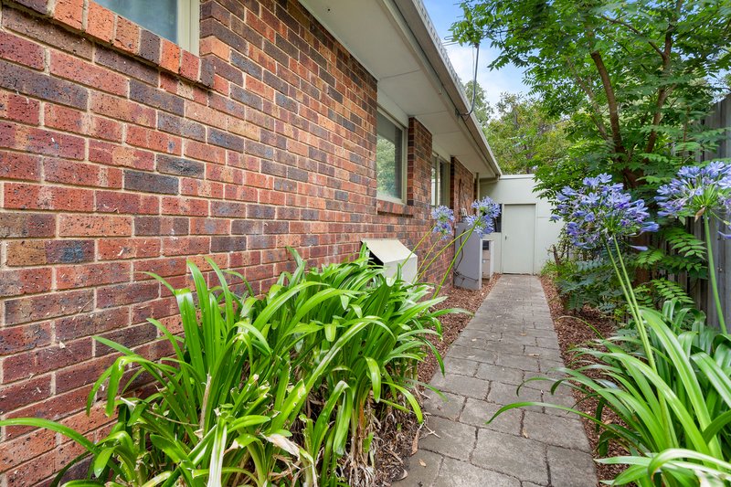 Photo - 2/1 Kira Court, Forest Hill VIC 3131 - Image 16