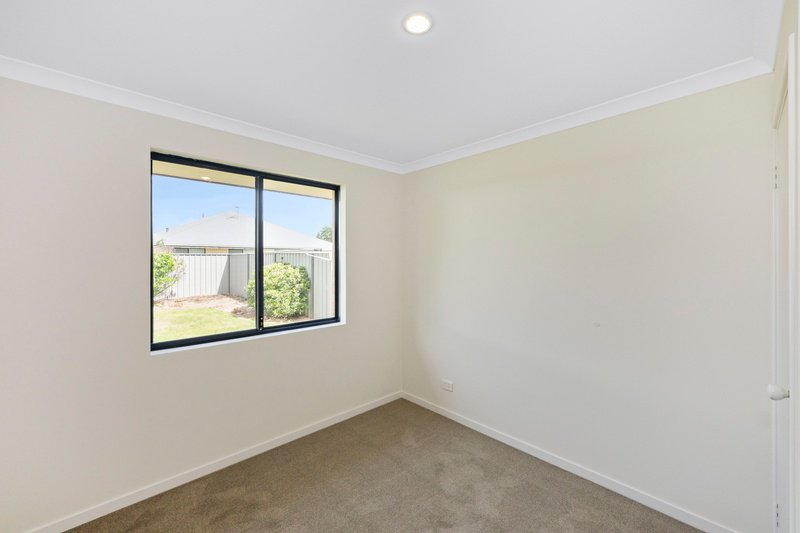 Photo - 21 Kookynie Loop, Baldivis WA 6171 - Image 22