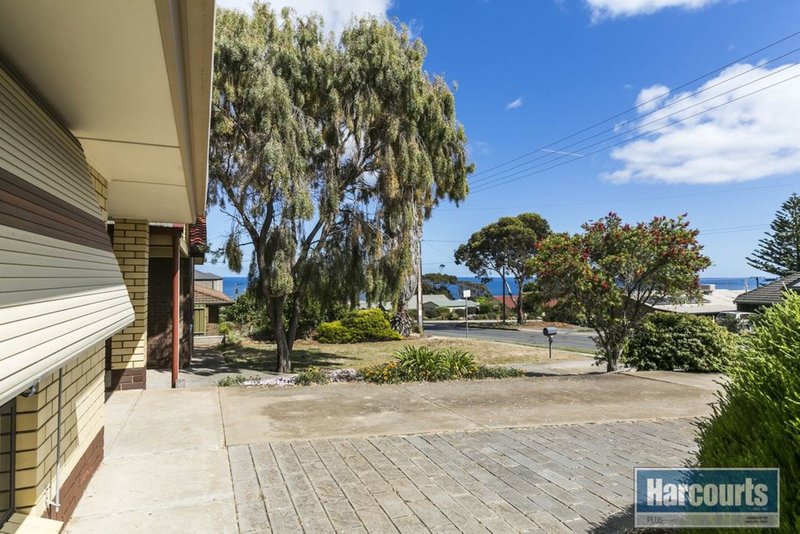 Photo - 21 Kurnabinna Terrace, Hallett Cove SA 5158 - Image 3