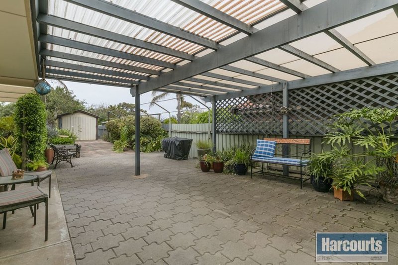 Photo - 21 Kurnabinna Terrace, Hallett Cove SA 5158 - Image 13