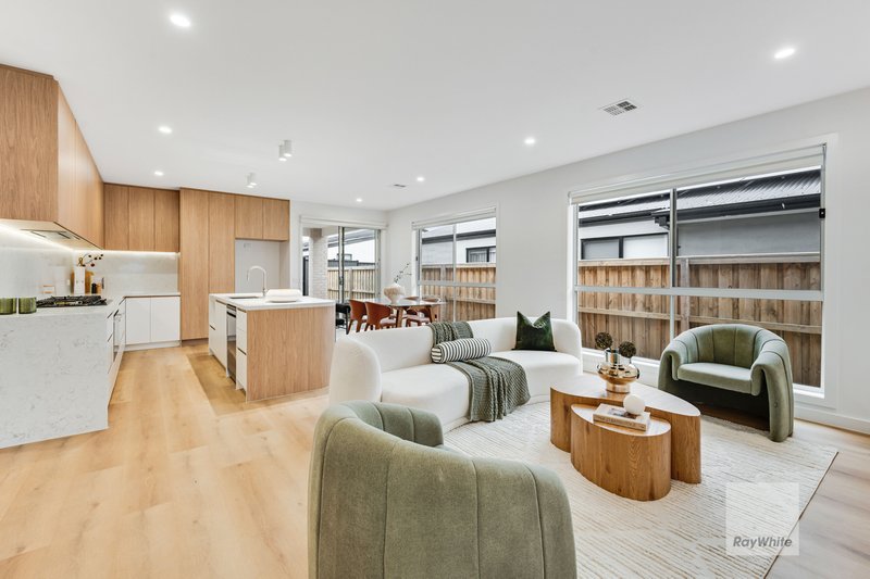 Photo - 21 Kurrajong Road, Mickleham VIC 3064 - Image 9