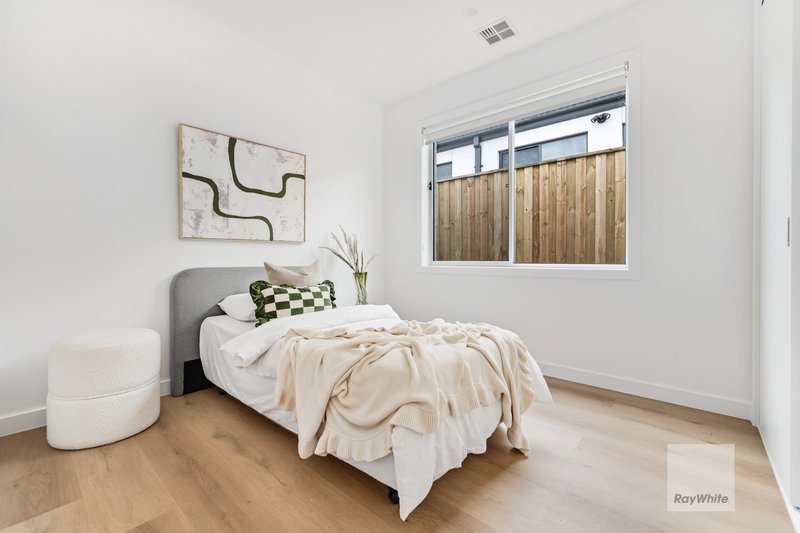 Photo - 21 Kurrajong Road, Mickleham VIC 3064 - Image 14