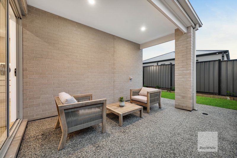 Photo - 21 Kurrajong Road, Mickleham VIC 3064 - Image 18