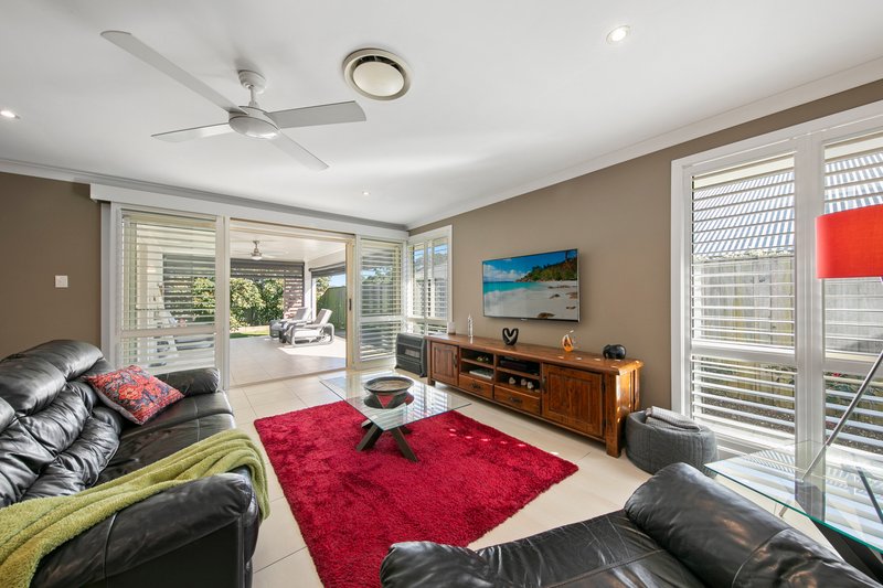 Photo - 21 Kurraka Drive, Fletcher NSW 2287 - Image 4