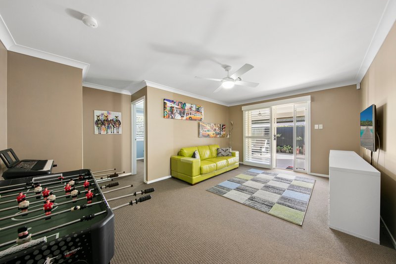 Photo - 21 Kurraka Drive, Fletcher NSW 2287 - Image 6