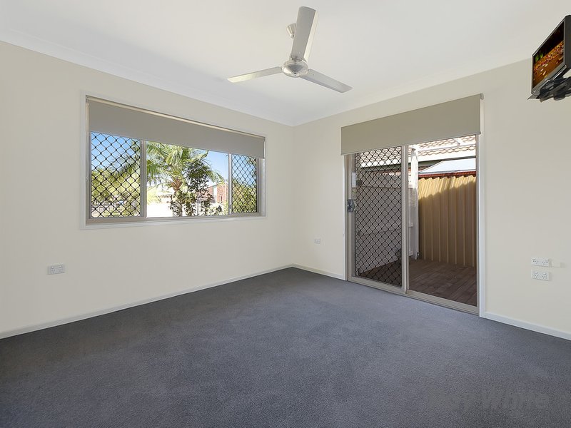 Photo - 21 Kyeema Crescent, Bald Hills QLD 4036 - Image 8