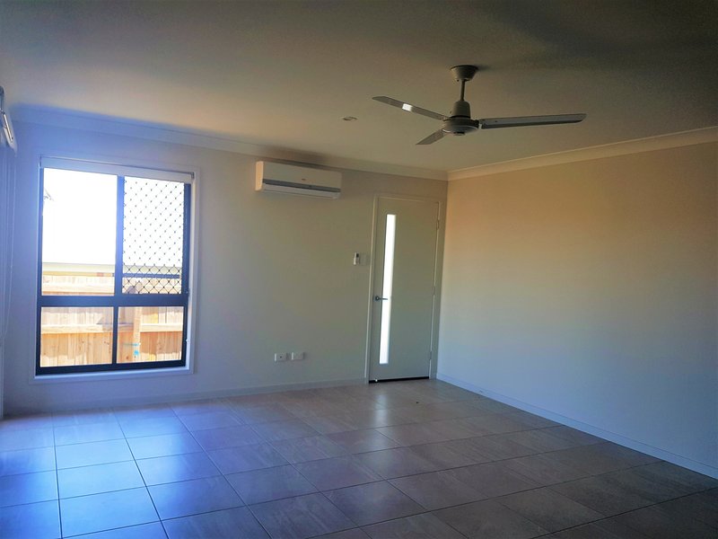 Photo - 2/1 Lachlan Court, Kawungan QLD 4655 - Image 4