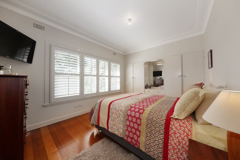 Photo - 21 Lancaster Street, Bentleigh East VIC 3165 - Image 5