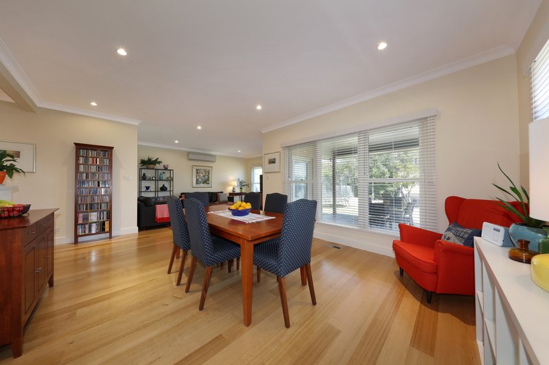 Photo - 21 Lancaster Street, Bentleigh East VIC 3165 - Image 9