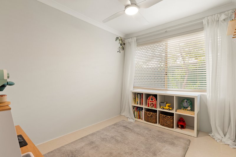 Photo - 2/1 Langley Place, Innaloo WA 6018 - Image 8