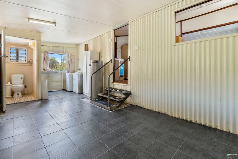 Photo - 21 Langmorn Street, Raglan QLD 4697 - Image 11