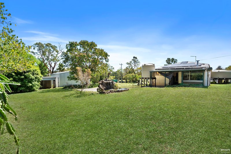 Photo - 21 Langmorn Street, Raglan QLD 4697 - Image 18