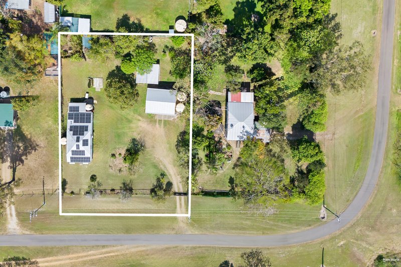 Photo - 21 Langmorn Street, Raglan QLD 4697 - Image 20