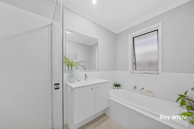 Photo - 21 Lathro Way, Thornlands QLD 4164 - Image 5