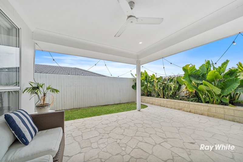 Photo - 21 Lathro Way, Thornlands QLD 4164 - Image 11