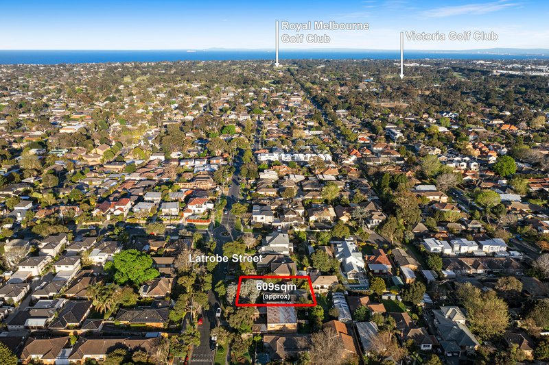 Photo - 21 Latrobe Street, Cheltenham VIC 3192 - Image 10