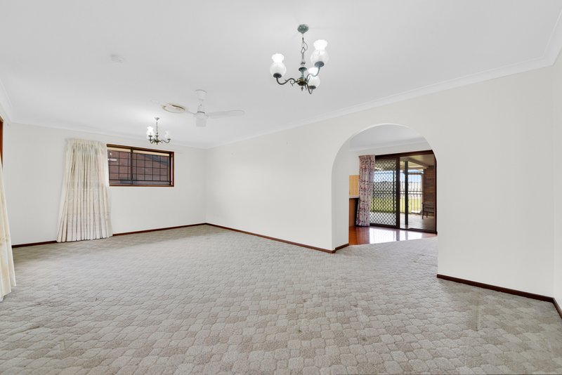 Photo - 21 Lautrec Street, Bracken Ridge QLD 4017 - Image 3