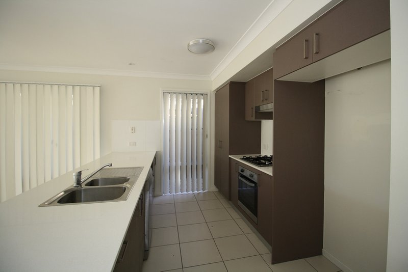 Photo - 21 Lawson Road, Urraween QLD 4655 - Image 2