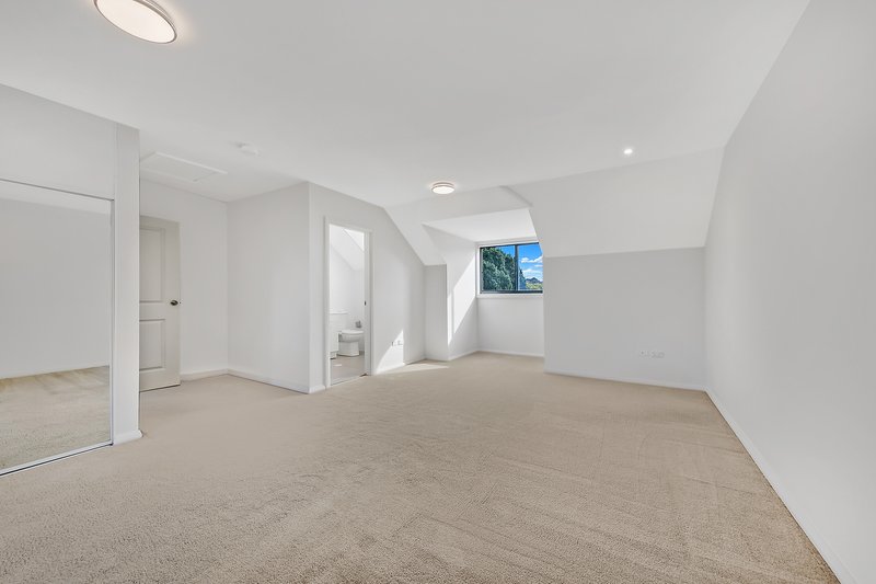 Photo - 2/1 Leamington Road, Dundas NSW 2117 - Image 6