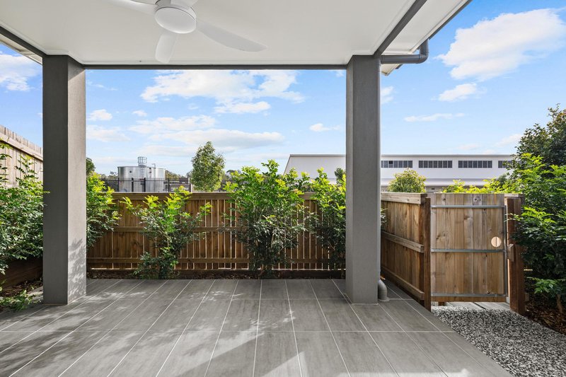 Photo - 21 Lemon Myrtle Lane, Ripley QLD 4306 - Image 16