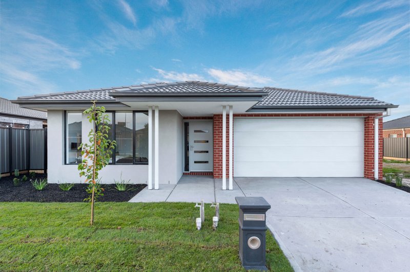 21 Lemon Myrtle Way, Craigieburn VIC 3064