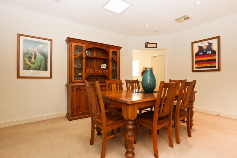 Photo - 21 Lennox Street, Campbelltown SA 5074 - Image 3