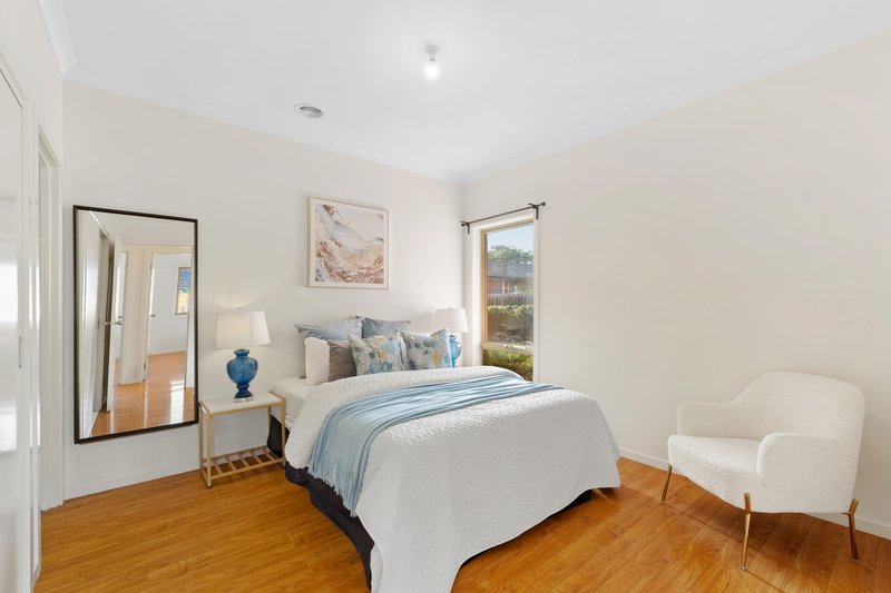 Photo - 2/1 Leslie Court, Clayton South VIC 3169 - Image 5