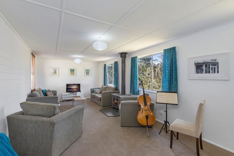 Photo - 21 Letitia Street, Katoomba NSW 2780 - Image 6