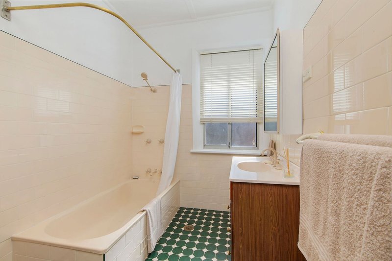 Photo - 21 Letitia Street, Katoomba NSW 2780 - Image 11