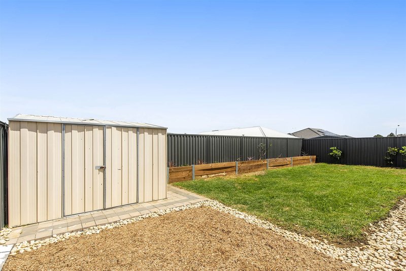 Photo - 21 Letterkenny Road, Bullsbrook WA 6084 - Image 20