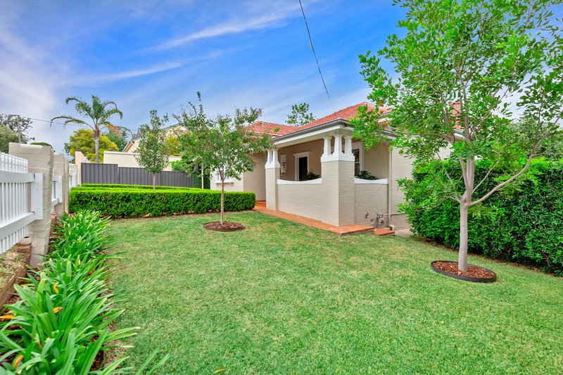 Photo - 21 Levien Avenue, Tamworth NSW 2340 - Image 2