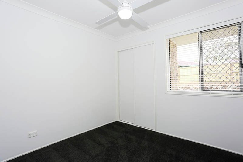 Photo - 21 Lewis Place, Calamvale QLD 4116 - Image 9