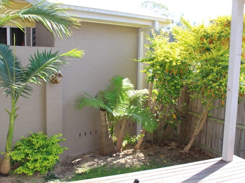 Photo - 2/1 Lilly Pilly Place, Hallidays Point NSW 2430 - Image 11