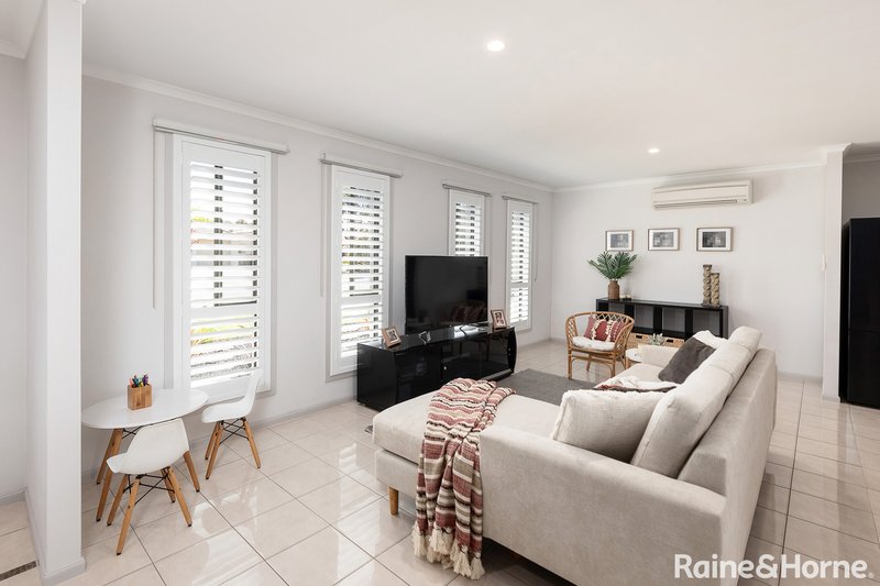 Photo - 21 Lime Street, Strathalbyn SA 5255 - Image 2