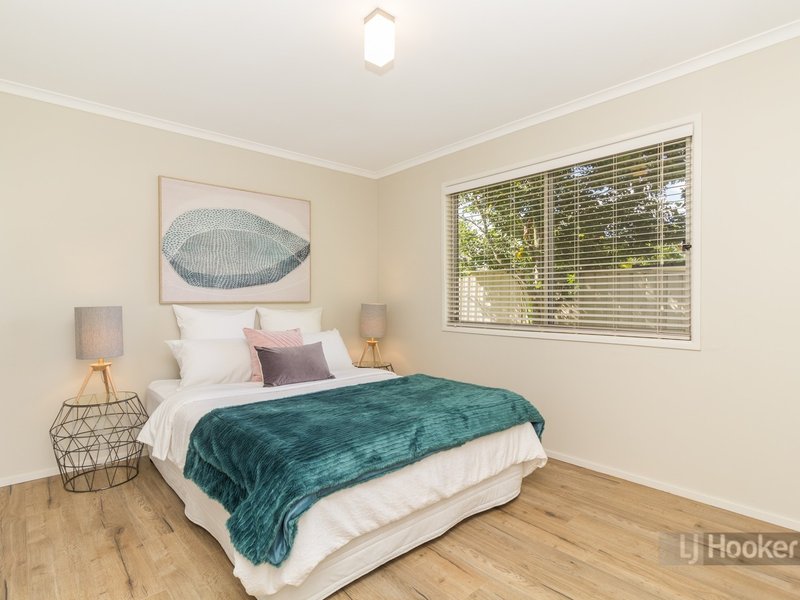 Photo - 21 Limerick Drive, Crestmead QLD 4132 - Image 6